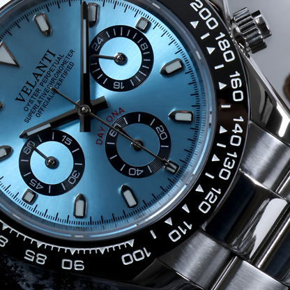 Velanti Milano Veltona Ice Blue, Daytona-style watch with a Seiko movement, blue dial close-up with three subdials