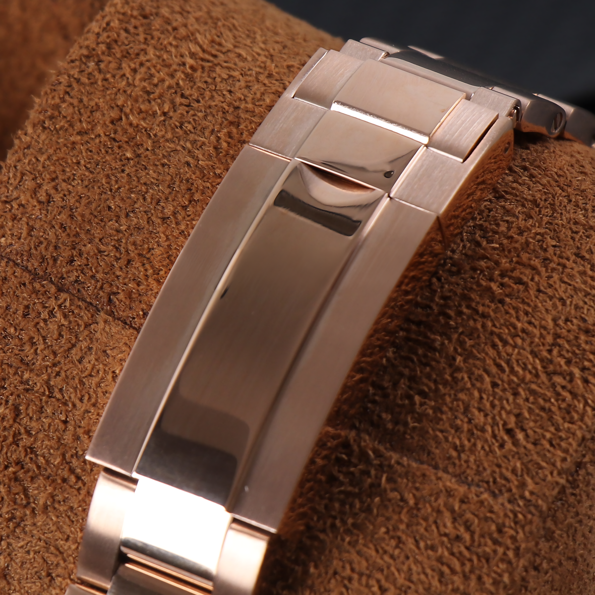 Veltona | Rose Gold White