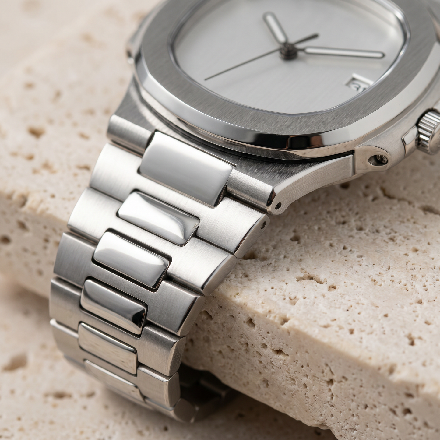 Nautilus-style mod watch Silver Minimalist Velanti Milano Nautvel product photo 4