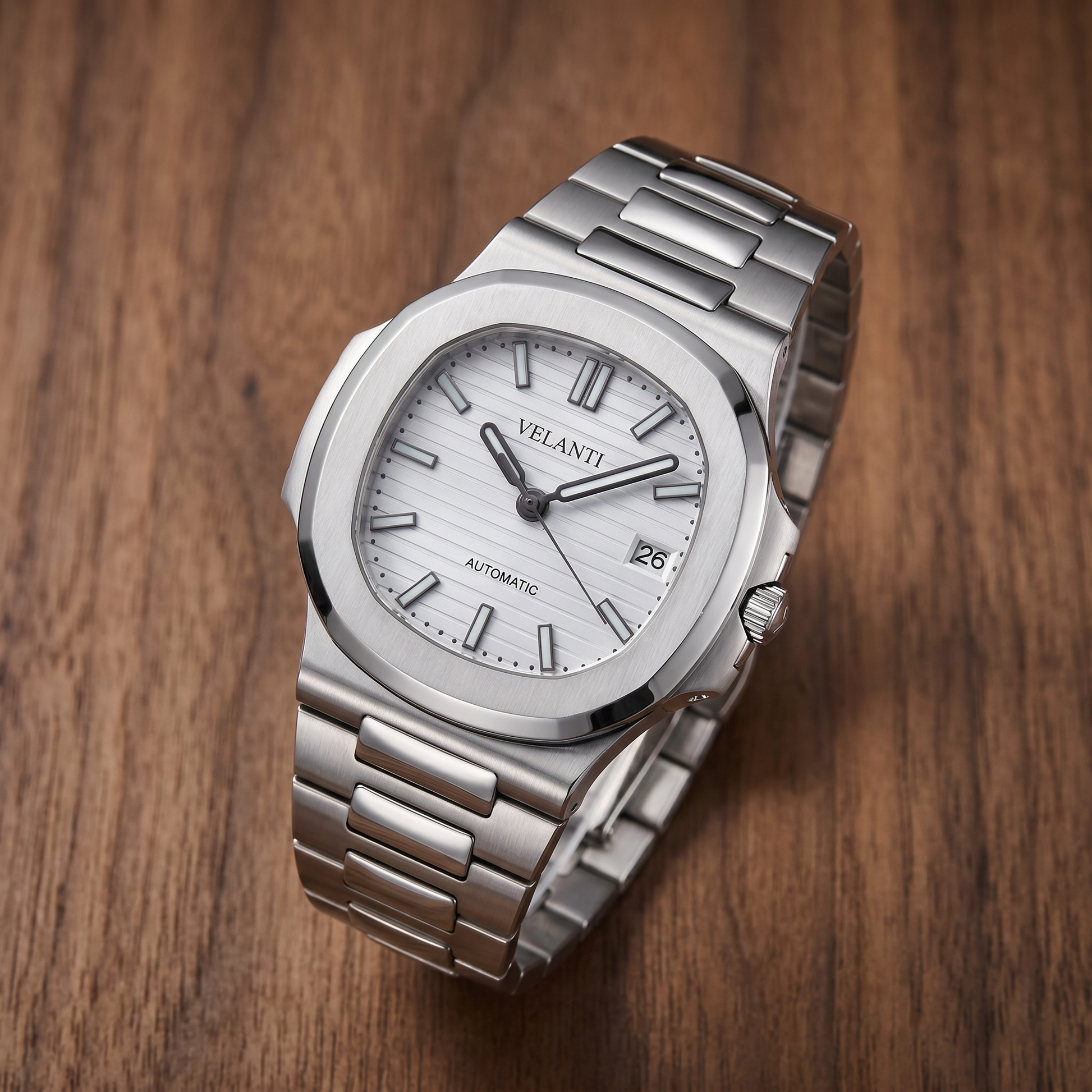 Nautilus-style custom automatic watch, Velanti Milano Nautvel White, watch detail photo 10