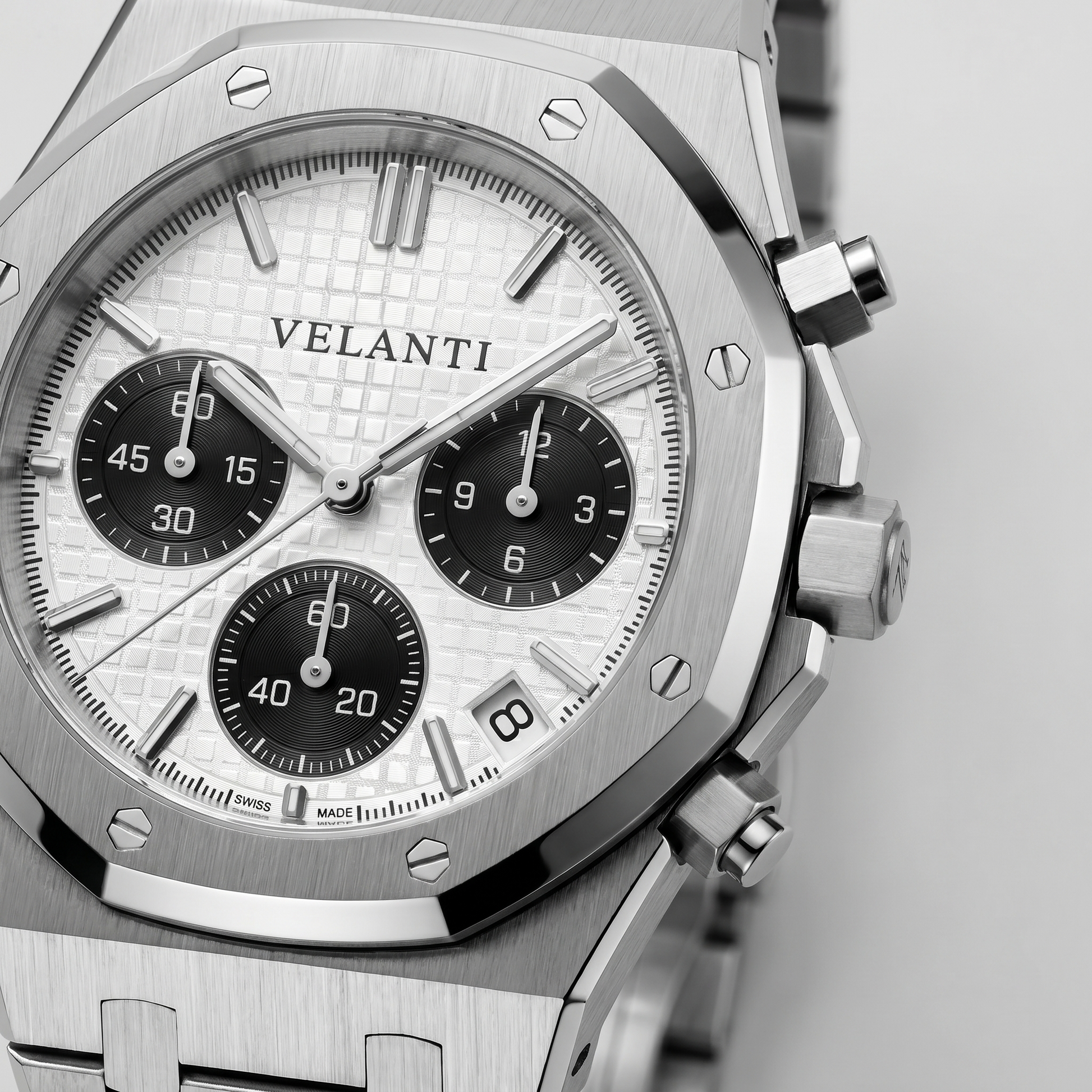 Royal Oak-style custom chronograph watch, Velanti Milano Royal Veloak Chrono Panda, watch detail photo