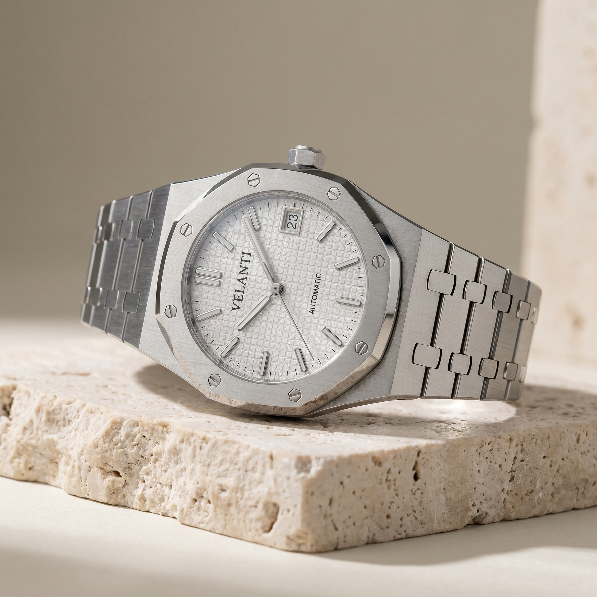 Velanti Milano Royal Veloak White watch photo 2