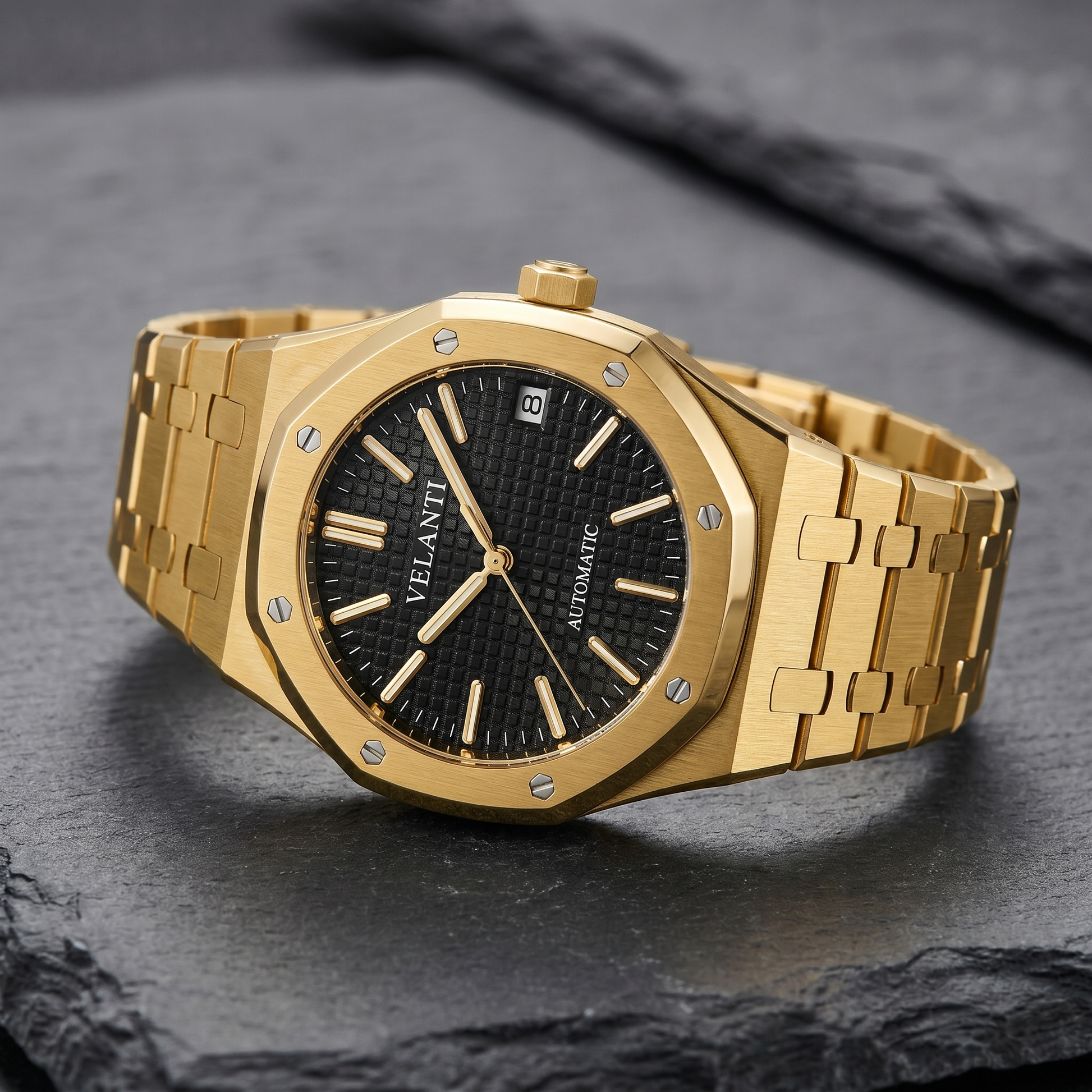 Royal Oak-style custom automatic watch, Velanti Milano Royal Veloak Yellow Gold, bracelet detail photo