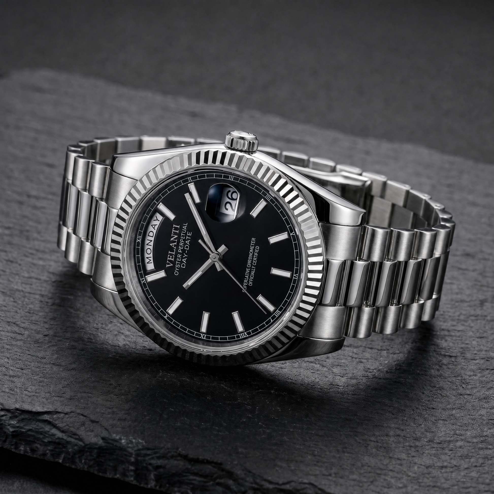 Datejust-style custom automatic watch, Velanti Milano Veljust Daydate Classic Black, bracelet detail photo