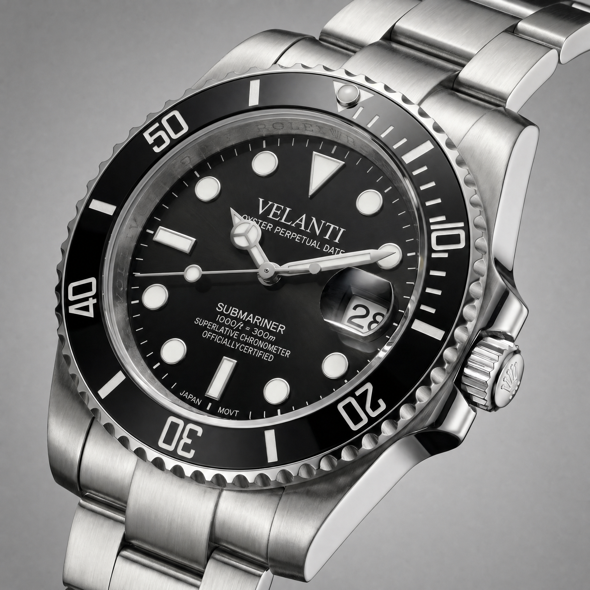 Submariner-style custom automatic watch, Velanti Milano Velmariner Black, watch detail photo