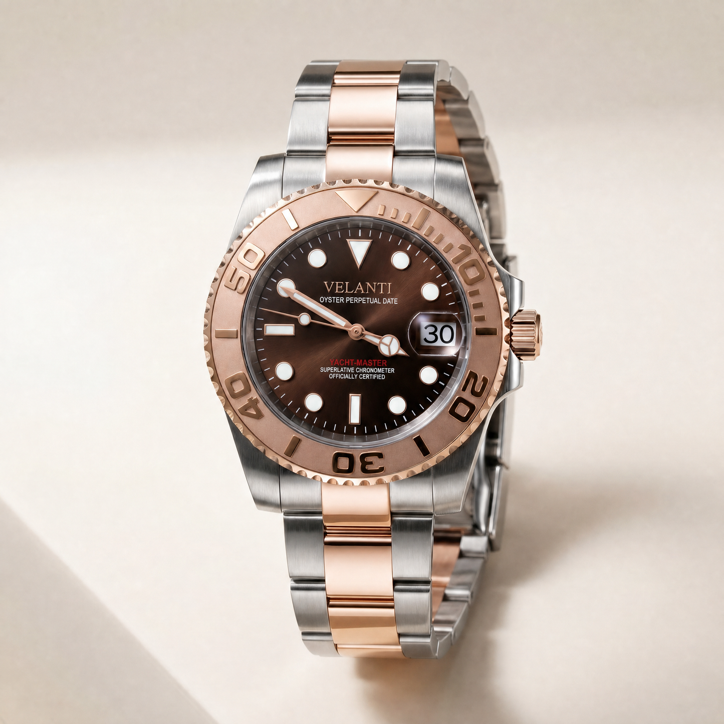 Submariner-style custom automatic watch, Velanti Milano Velmariner Rose Gold, watch detail photo