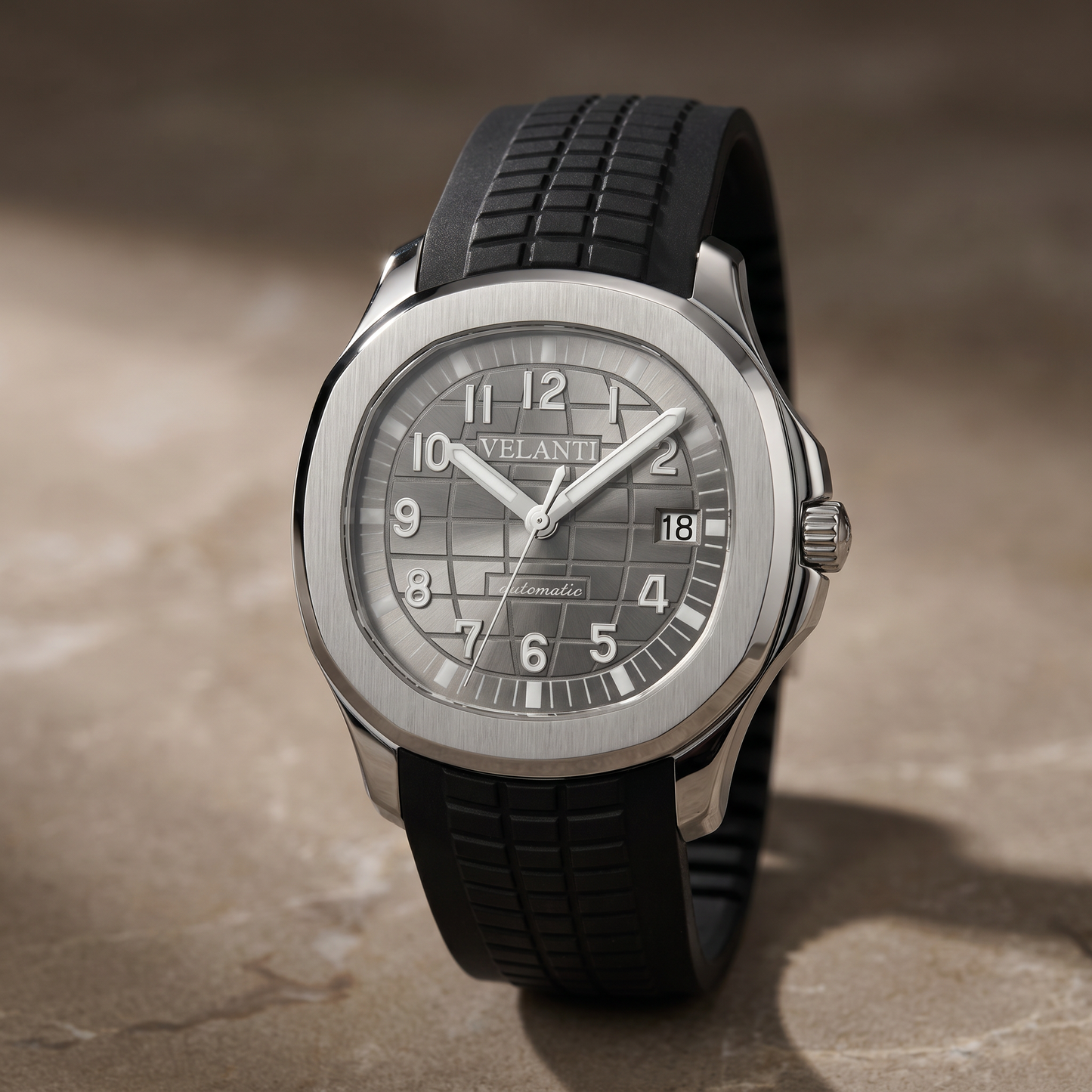 Aquanaut-style custom automatic watch, Velanti Milano Velnaut Silver, watch detail photo 8